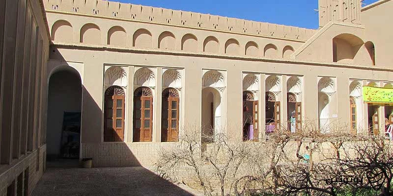 خانه آقازاده