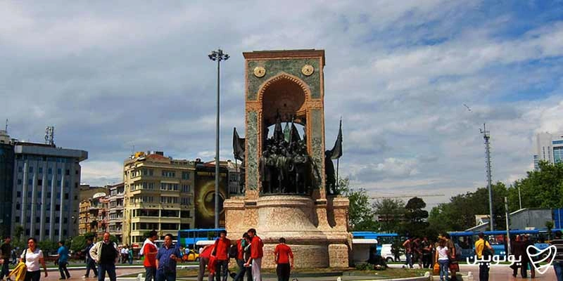 چگونه از میدان تکسیم به اسکله امینونو برویم؟