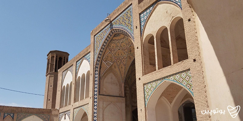 جاهای دیدنی کاشان: آرامگاه سهراب سپهری