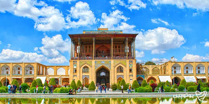 کاخ عالی‌قاپو
