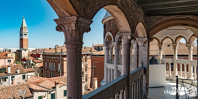 کاخ کونتارینی دُوریا (Ca' Contarini del Bovolo)