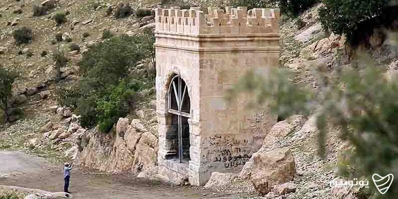 طاق گرا - جاهای دیدنی کرمانشاه
