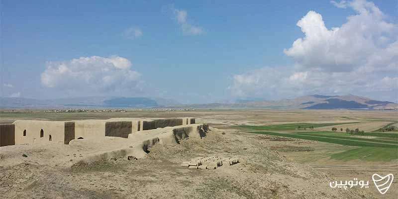 ارگ و تپه نوشیجان