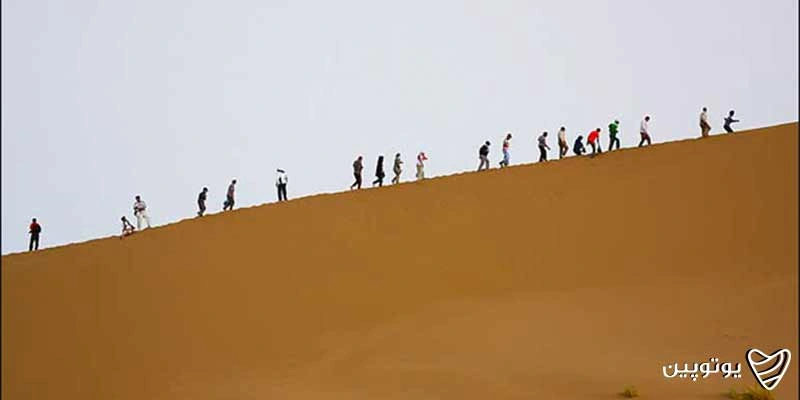 پیاده‌روی روی تپه‌ها یا رمل‌ها